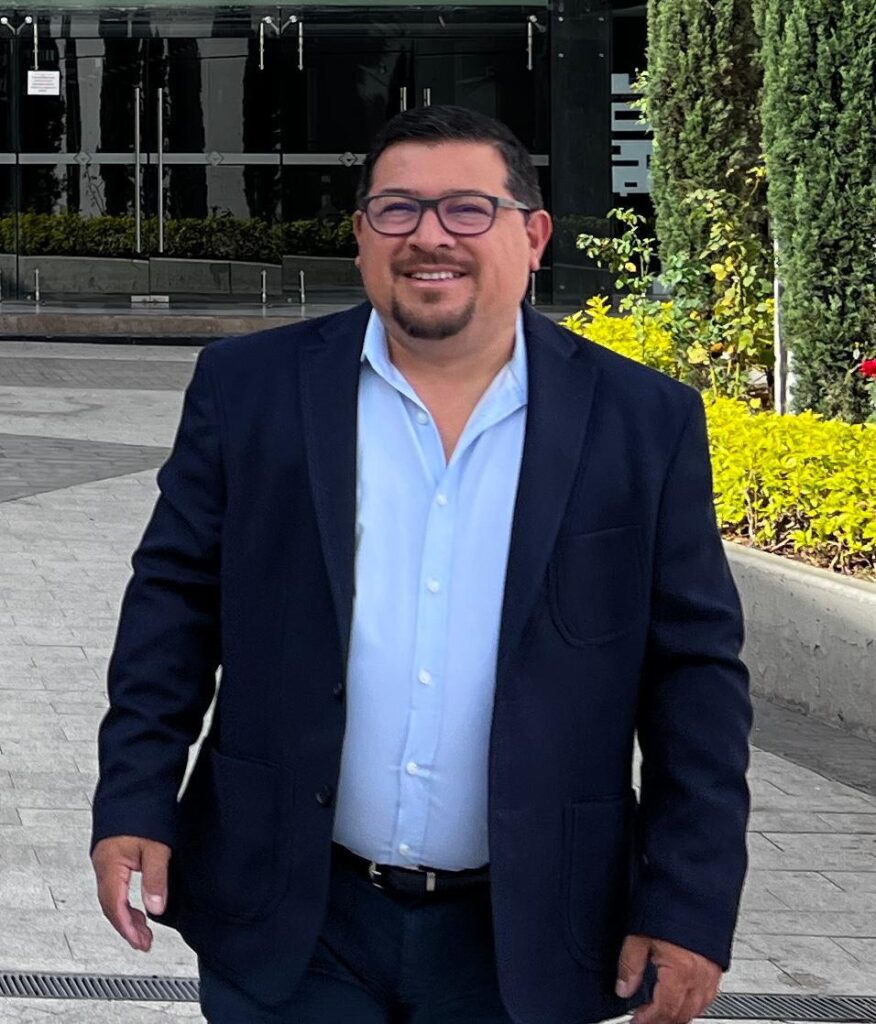 Ing. Fernando González